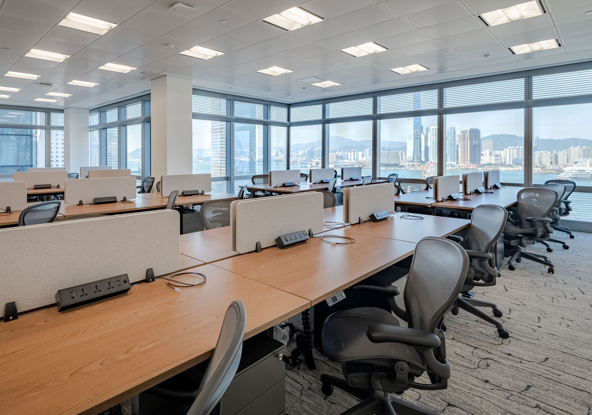 Office workspace for rent